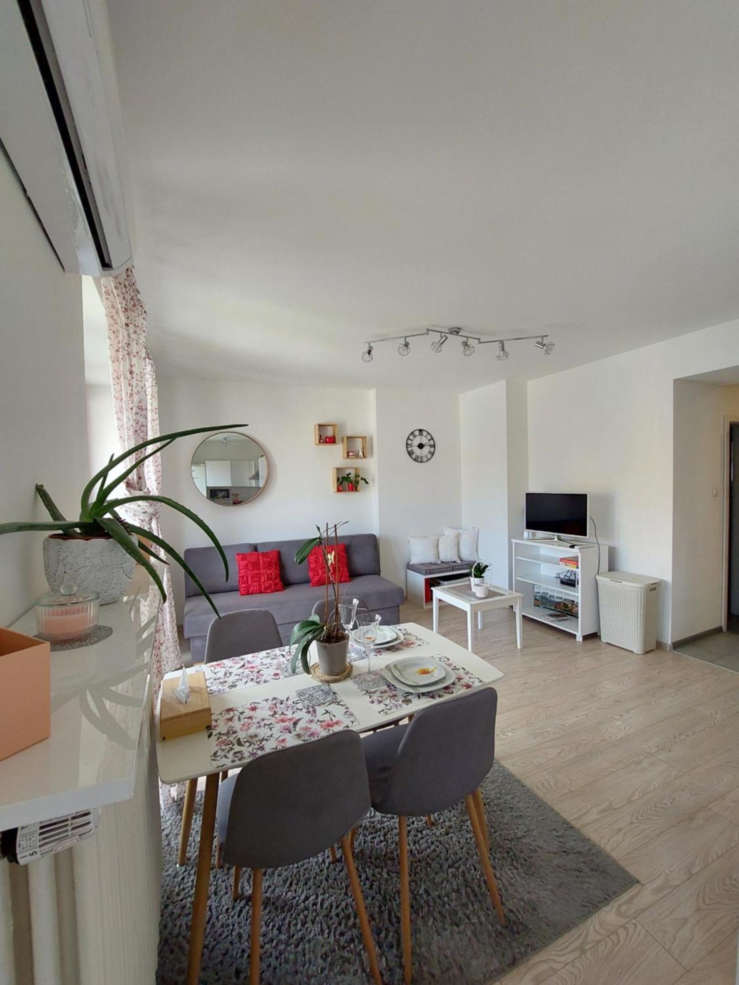 Emily Apartment Košice Habitación foto
